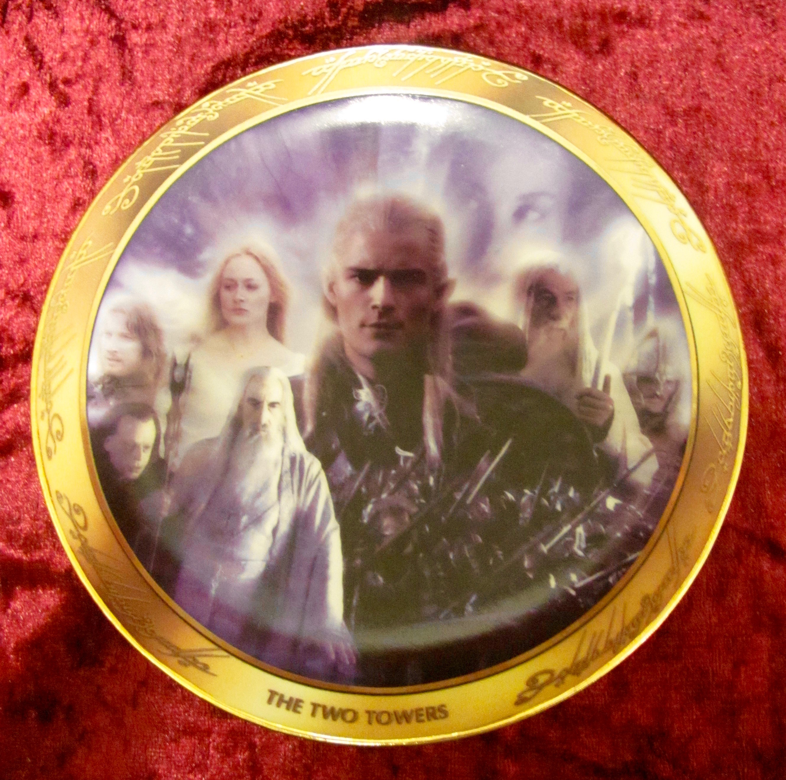 LOTR Two Towers Decorative Art Plate w/ Certificate
